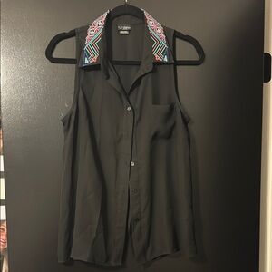 Daytrip Black Sleeveless Button Down Blouse